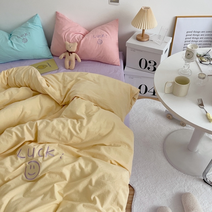 91家纺网 家纺一手货源 找家纺 星期八 2021新款马卡龙趣味水洗棉四件套 Luck！