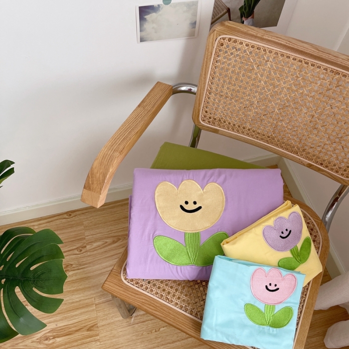 91家纺网 家纺一手货源 找家纺 星期八 2021新款马卡龙趣味水洗棉四件套 笑脸花