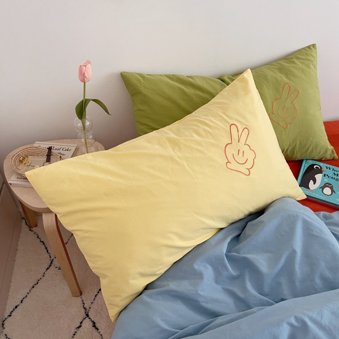 91家纺网 家纺一手货源 找家纺 星期八 2021新款马卡龙趣味水洗棉四件套 笑脸耶