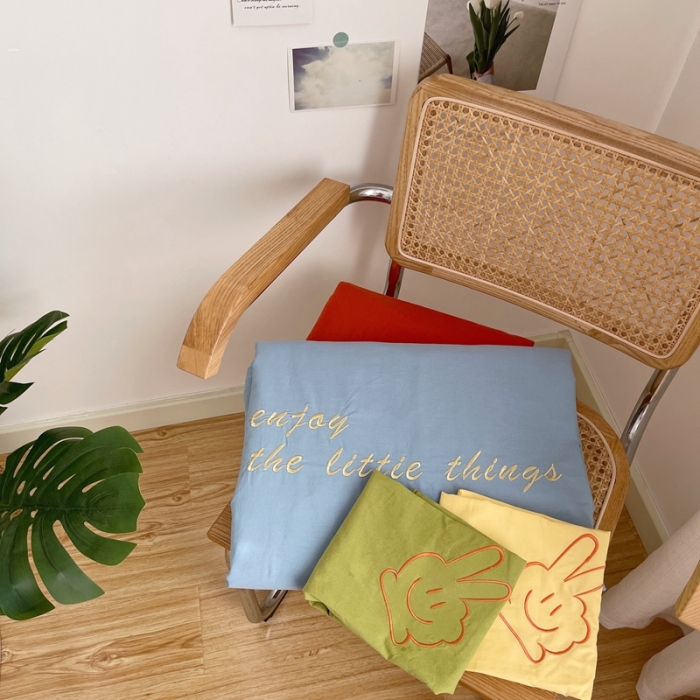 91家纺网 家纺一手货源 找家纺 星期八 2021新款马卡龙趣味水洗棉四件套 笑脸耶