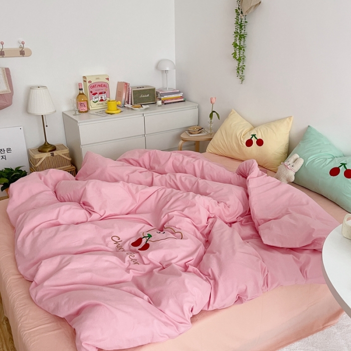 91家纺网 家纺一手货源 找家纺 星期八 2021新款马卡龙趣味水洗棉四件套 樱桃熊