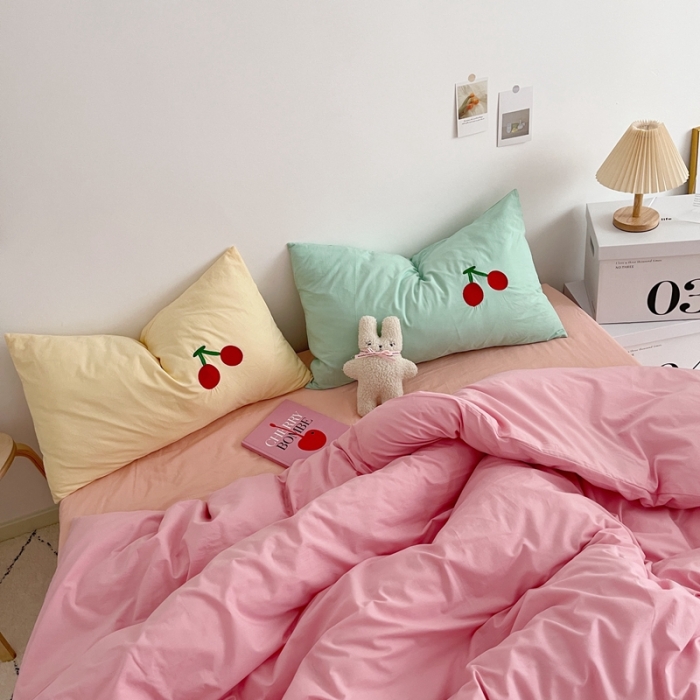 91家纺网 家纺一手货源 找家纺 星期八 2021新款马卡龙趣味水洗棉四件套 樱桃熊