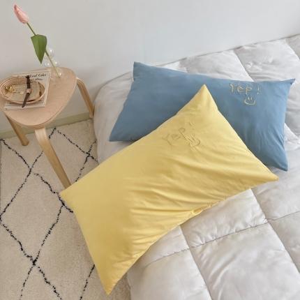91家纺网 家纺一手货源 找家纺 星期八 2021新款马卡龙趣味水洗棉枕套一只 Yep黄-蓝