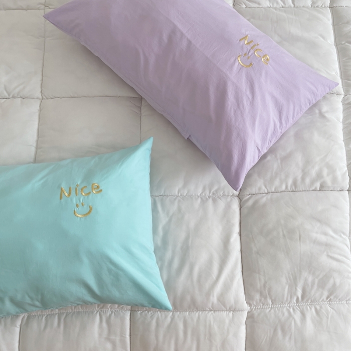 91家纺网 家纺一手货源 找家纺 星期八 2021新款马卡龙趣味水洗棉枕套一只 Nice紫-蓝