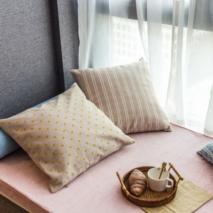 91家纺网 家纺一手货源 找家纺 U品汇 2021新款海绵飘窗垫 雪尼尔肉粉