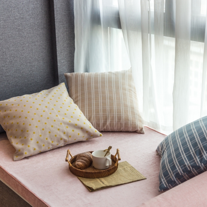 91家纺网 家纺一手货源 找家纺 U品汇 2021新款海绵飘窗垫 雪尼尔肉粉