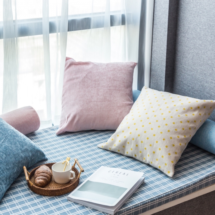 91家纺网 家纺一手货源 找家纺 U品汇 2021新款海绵飘窗垫 棉麻提花雅韵蓝