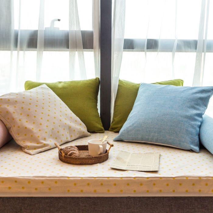 91家纺网 家纺一手货源 找家纺 U品汇 2021新款海绵飘窗垫 小雏菊