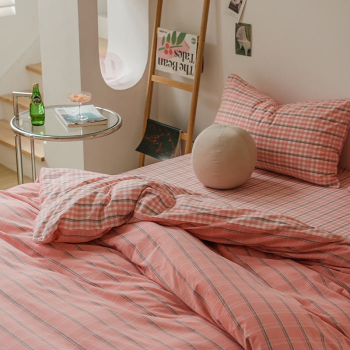 91家纺网 家纺一手货源 找家纺 柠萌家居 无印风格良品格子AB板色织水洗棉四件套 粉灰格A