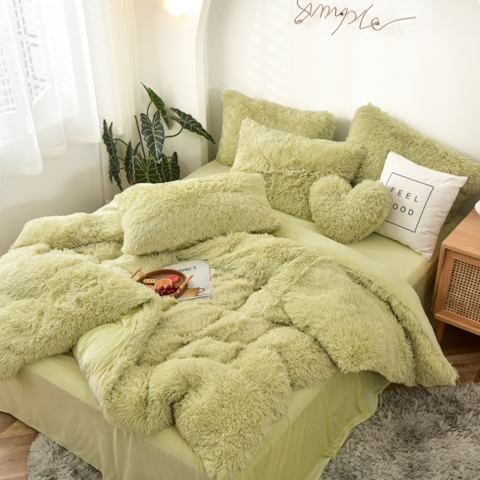 91家纺网 家纺一手货源 找家纺 邦妮家纺 2024新款云貂绒四件套 豆绿