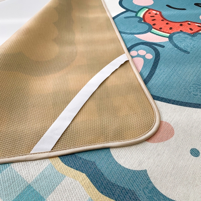 91家纺网 家纺一手货源 找家纺 懒猫 2021新款大版冰丝凉席小恐龙