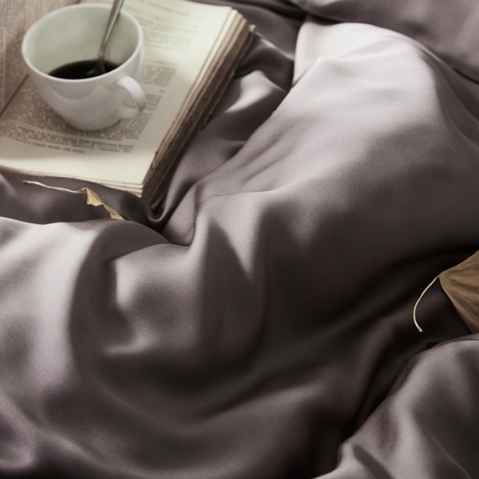 91家纺网 家纺一手货源 找家纺 涞澳家居 2021新款60天丝纯色四件套鹊紫