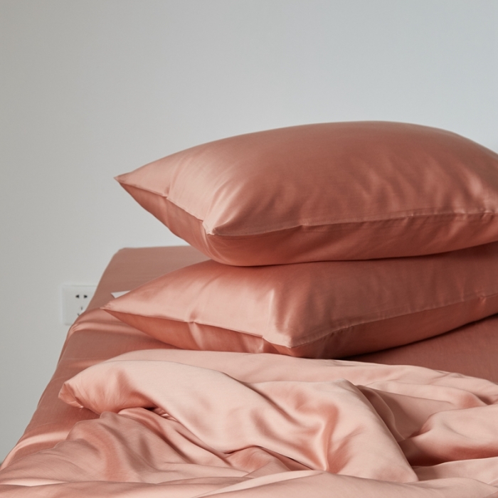 91家纺网 家纺一手货源 找家纺 涞澳家居 2021新款60天丝纯色四件套西柚粉