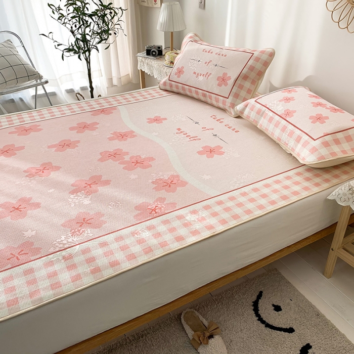 91家纺网 家纺一手货源 找家纺 懒猫 2021新款大版冰丝凉席樱花雨