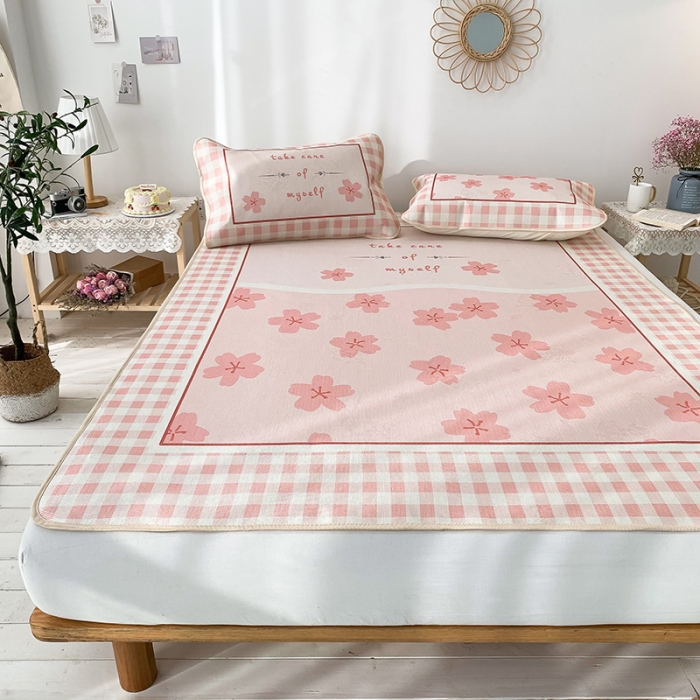 91家纺网 家纺一手货源 找家纺 懒猫 2021新款大版冰丝凉席樱花雨