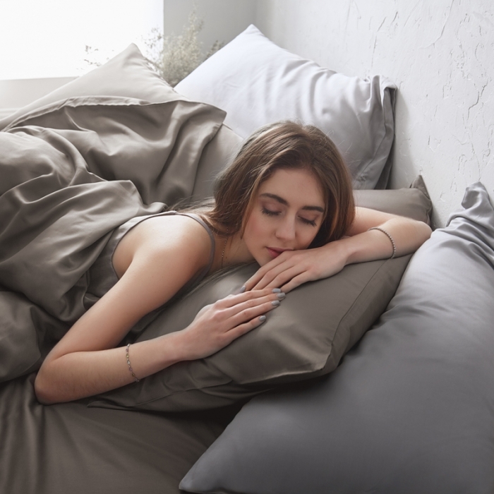 91家纺网 家纺一手货源 找家纺 涞澳家居 2021新款60天丝纯色四件套竹卡