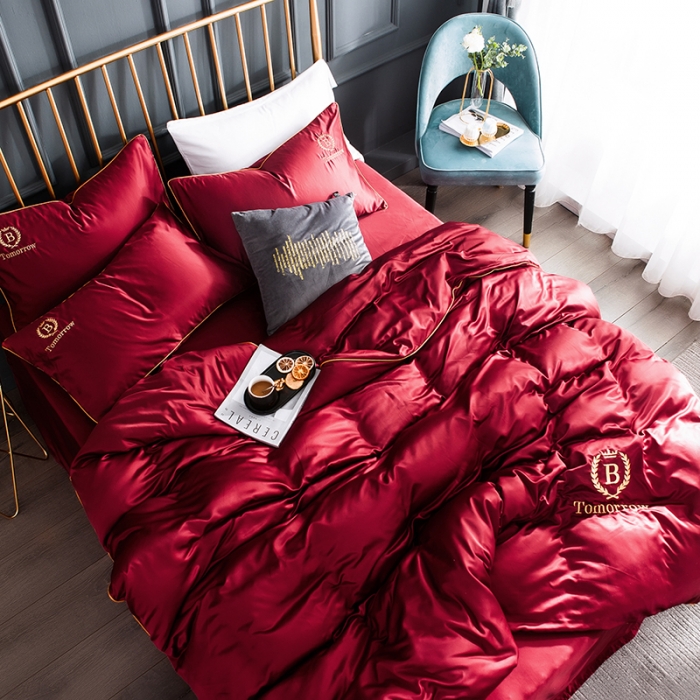 91家纺网 家纺一手货源 找家纺 琪格格 2022新款水洗真丝刺绣四件套 都市-浪漫酒红