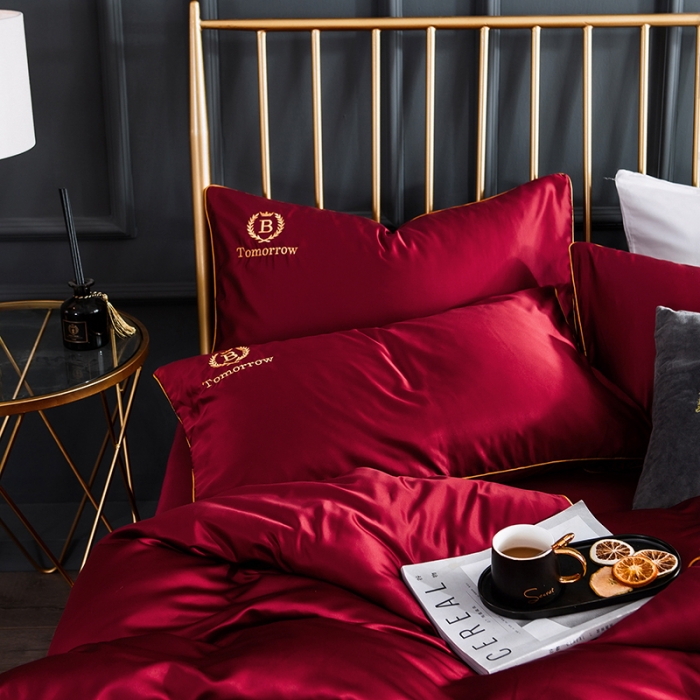 91家纺网 家纺一手货源 找家纺 琪格格 2022新款水洗真丝刺绣四件套 都市-浪漫酒红