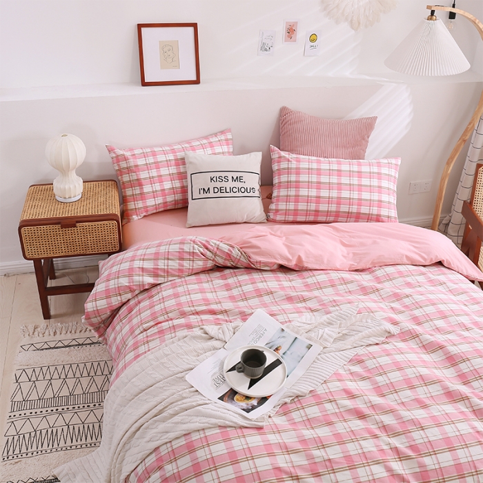 91家纺网 家纺一手货源 找家纺 简色坊 2023新款春夏全棉水洗棉四件套 草莓格