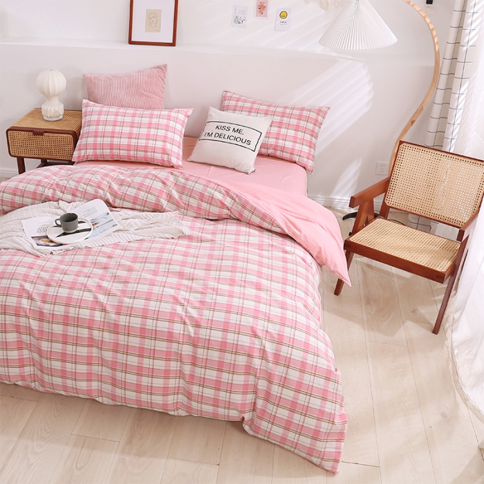 91家纺网 家纺一手货源 找家纺 简色坊 2023新款春夏全棉水洗棉四件套 草莓格