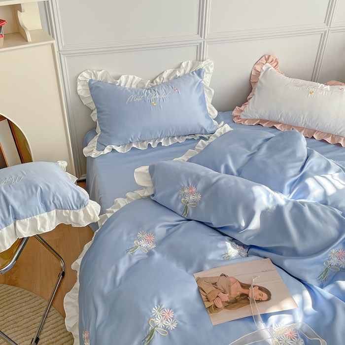 91家纺网 家纺一手货源 找家纺 优悦生活馆 2021新款冰丝绣花四件套-花溪 浅蓝