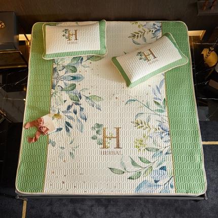 91家纺网 家纺一手货源 找家纺 凡客 2022春夏新款大版数码印花凉感丝乳胶凉席三件套 绿芽