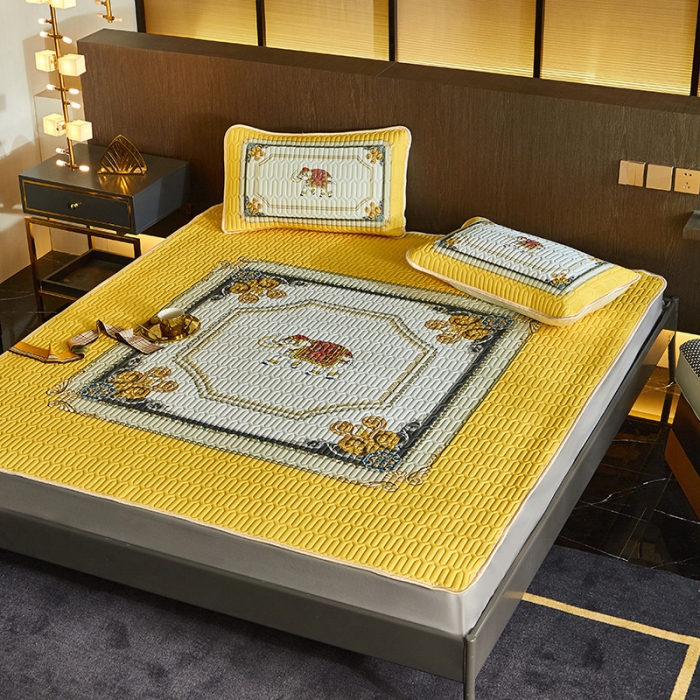 91家纺网 家纺一手货源 找家纺 凡客 2022春夏新款大版数码印花凉感丝乳胶凉席三件套 皇城