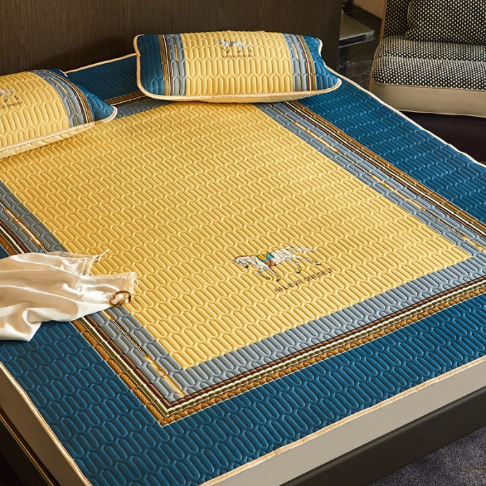 91家纺网 家纺一手货源 找家纺 凡客 2022春夏新款大版数码印花凉感丝乳胶凉席三件套 蓝梦