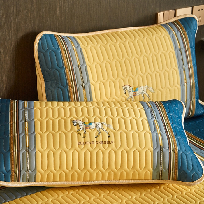 91家纺网 家纺一手货源 找家纺 凡客 2022春夏新款大版数码印花凉感丝乳胶凉席三件套 蓝梦