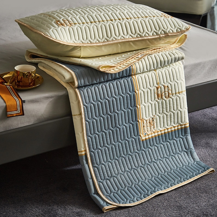 91家纺网 家纺一手货源 找家纺 凡客 2022春夏新款大版数码印花凉感丝乳胶凉席三件套 琳琅