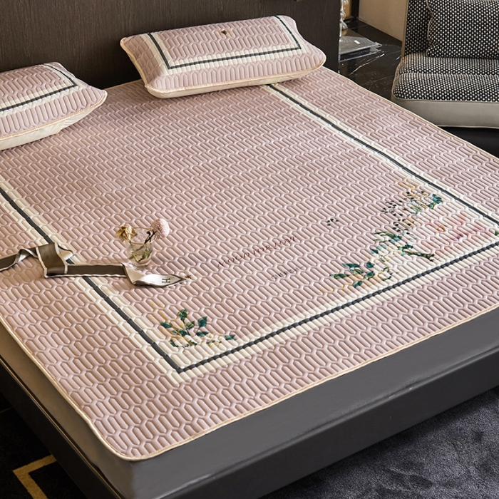 91家纺网 家纺一手货源 找家纺 凡客 2022春夏新款大版数码印花凉感丝乳胶凉席三件套 浅香