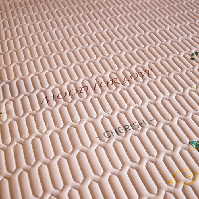 91家纺网 家纺一手货源 找家纺 凡客 2022春夏新款大版数码印花凉感丝乳胶凉席三件套 浅香