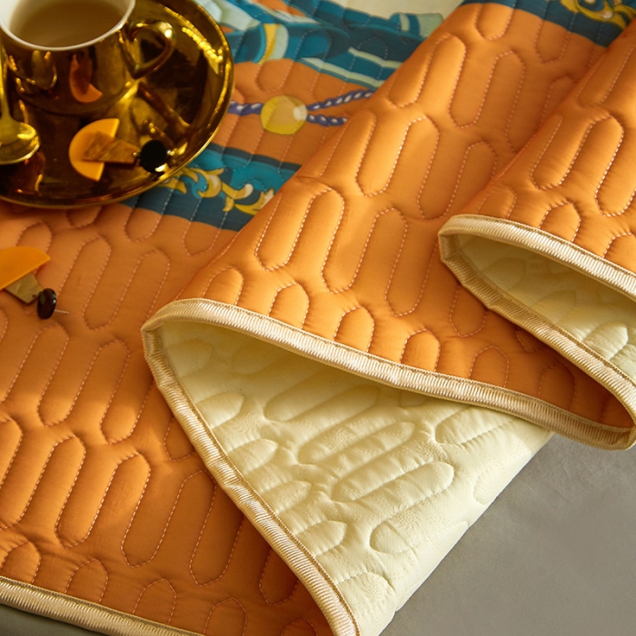 91家纺网 家纺一手货源 找家纺 凡客 2022春夏新款大版数码印花凉感丝乳胶凉席三件套 倾城