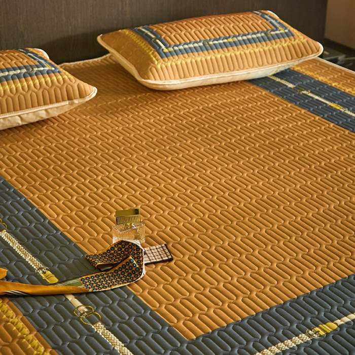 91家纺网 家纺一手货源 找家纺 凡客 2022春夏新款大版数码印花凉感丝乳胶凉席三件套 鹊桥