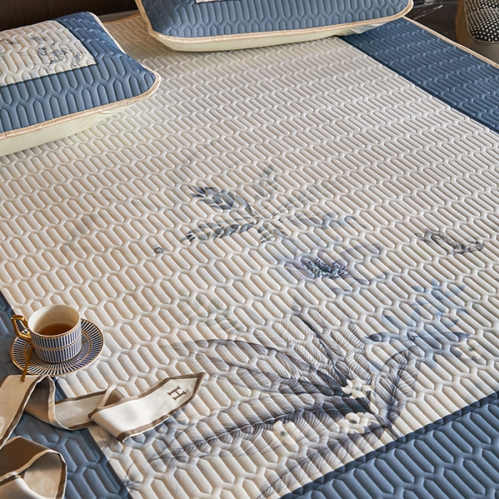 91家纺网 家纺一手货源 找家纺 凡客 2022春夏新款大版数码印花凉感丝乳胶凉席三件套 水墨