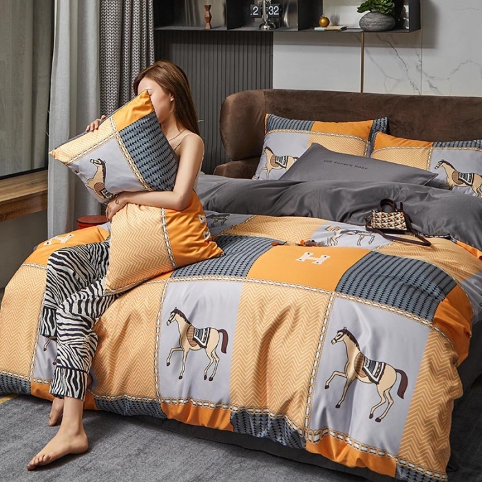 91家纺网 家纺一手货源 找家纺 凡客 2021春夏新款60支水洗真丝数码印花四件套轻奢风系列 奥提伯斯