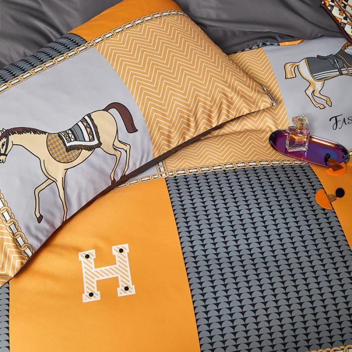 91家纺网 家纺一手货源 找家纺 凡客 2021春夏新款60支水洗真丝数码印花四件套轻奢风系列 奥提伯斯