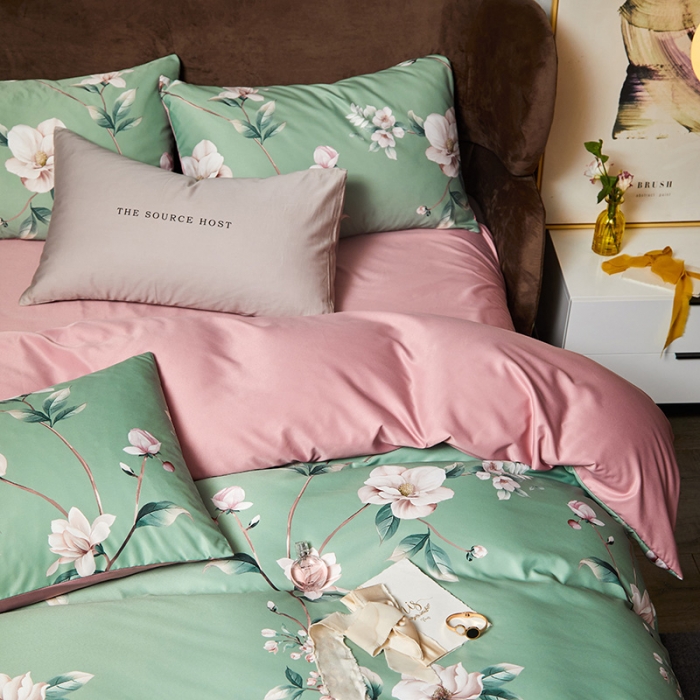 91家纺网 家纺一手货源 找家纺 凡客 2021春夏新款60支水洗真丝数码印花四件套轻奢风系列 晨露新装绿