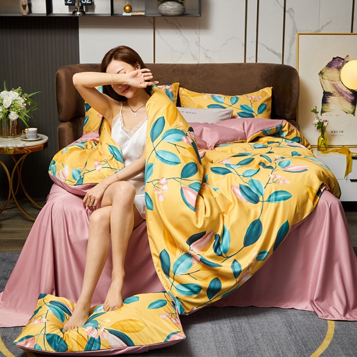 91家纺网 家纺一手货源 找家纺 凡客 2021春夏新款60支水洗真丝数码印花四件套轻奢风系列 落英缤纷