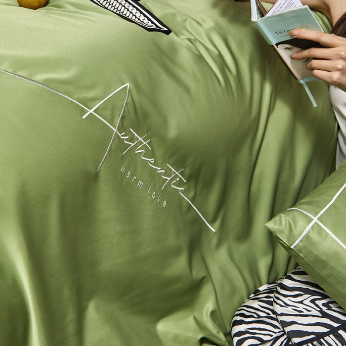 91家纺网 家纺一手货源 找家纺 凡客 2021春夏新款60支水洗真丝绣花四件套 圣卡罗-清新绿