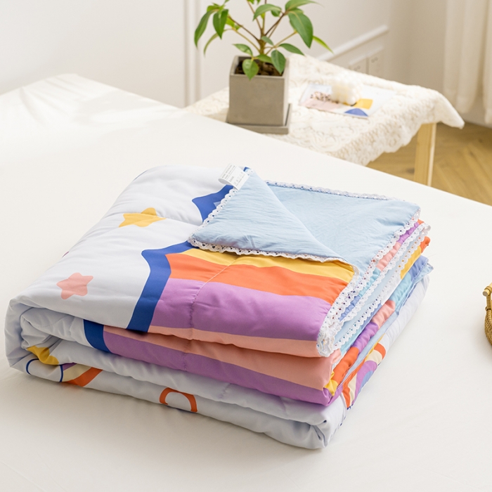 91家纺网 家纺一手货源 找家纺 慕尚 2025新款水洗棉夏被 彩虹熊