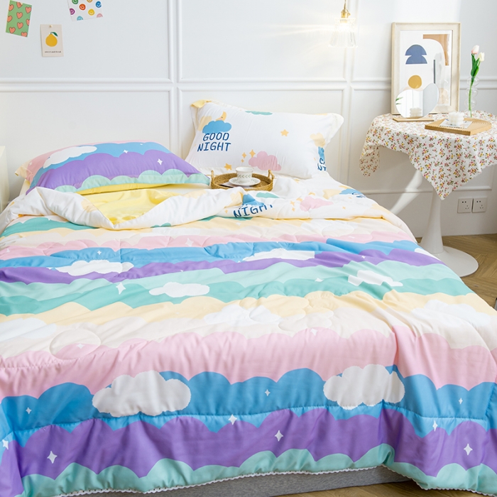 91家纺网 家纺一手货源 找家纺 慕尚 2025新款水洗棉夏被 彩虹云