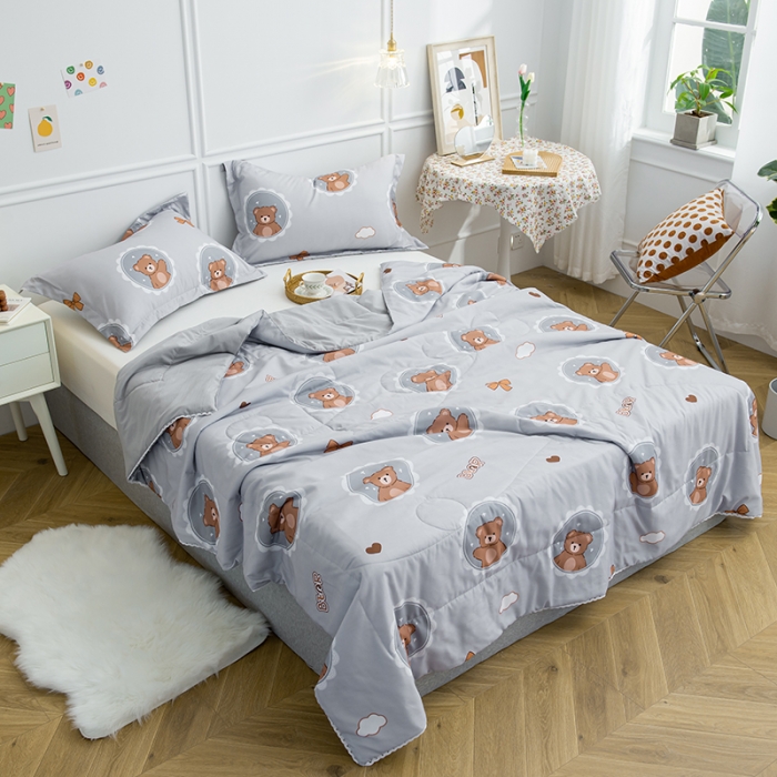 91家纺网 家纺一手货源 找家纺 慕尚 2025新款水洗棉夏被 萌小熊