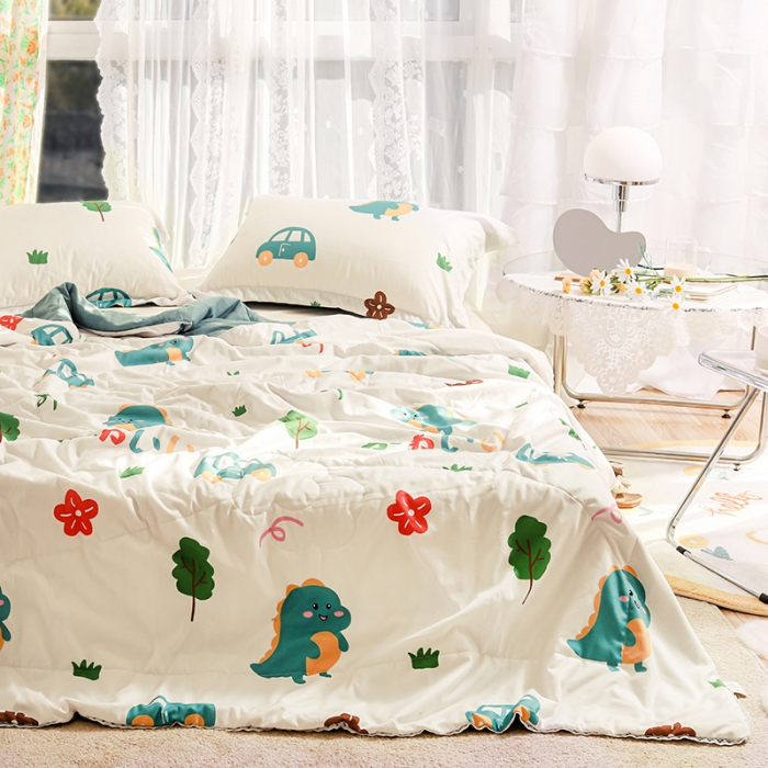 91家纺网 家纺一手货源 找家纺 慕尚 2025新款水洗棉夏被实拍图 萌萌恐龙