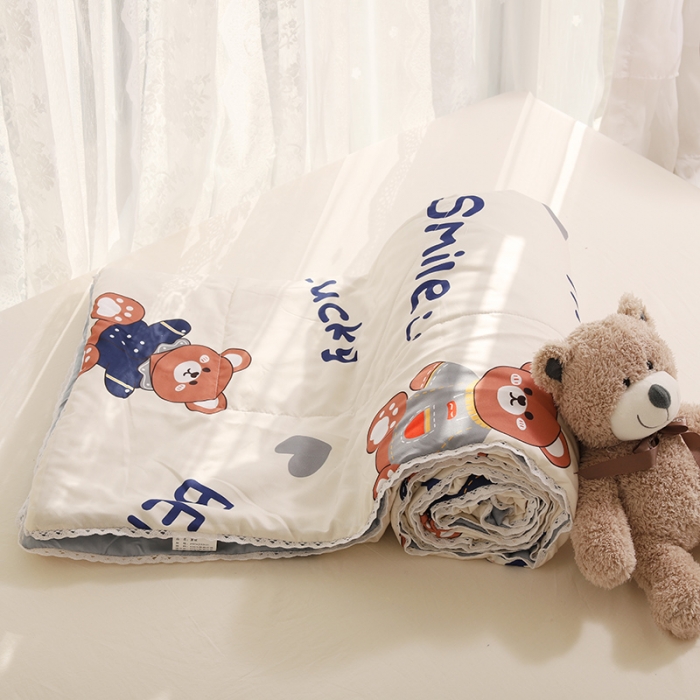 91家纺网 家纺一手货源 找家纺 慕尚 2025新款水洗棉夏被实拍图 超酷熊