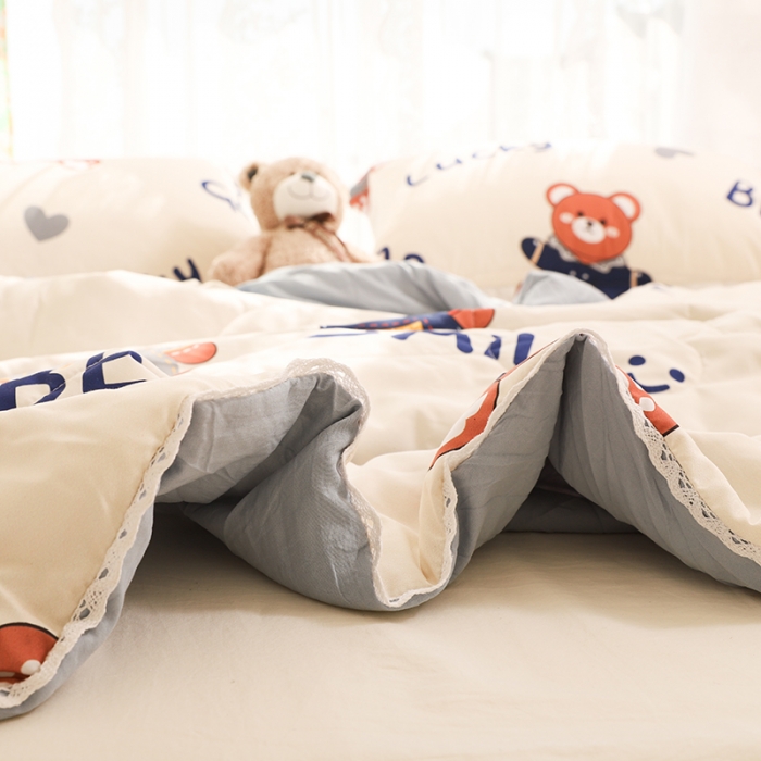 91家纺网 家纺一手货源 找家纺 慕尚 2025新款水洗棉夏被实拍图 超酷熊