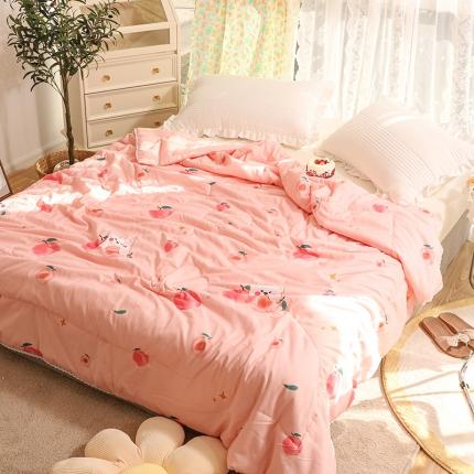 91家纺网 家纺一手货源 找家纺 慕尚 2025新款水洗棉夏被实拍图 蜜桃小熊