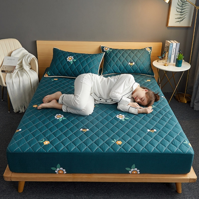 91家纺网 家纺一手货源 找家纺 花言狐语 2025新款水洗棉防水隔尿夹棉床笠 贝塔