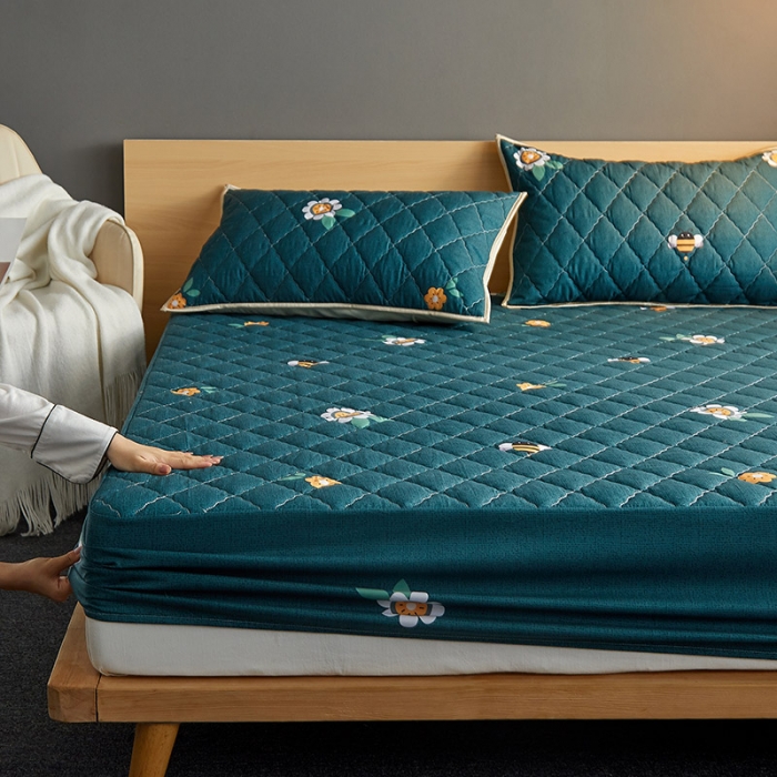 91家纺网 家纺一手货源 找家纺 花言狐语 2025新款水洗棉防水隔尿夹棉床笠 贝塔