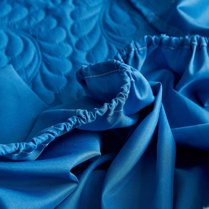 91家纺网 家纺一手货源 找家纺 花言狐语 2025新款水洗棉防水隔尿夹棉床笠 富贵花-宝蓝